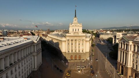 Снимка: „Бюджет на политическото лицемерие“: Опозицията с остри реакции след проекта за 2026 година