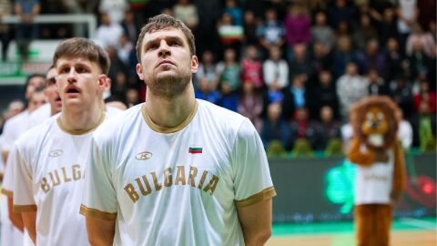 Снимка: ИЗВЪНРЕДНО: Александър Везенков и националният отбор по баскетбол пряко в ефира на bTV (ВИДЕО)