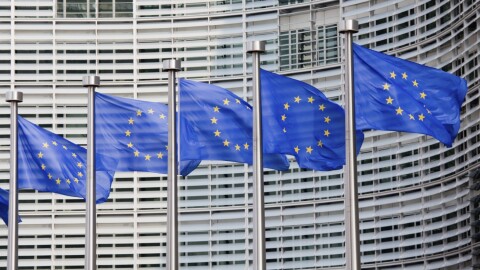 Европейската комисия с четири наказателни процедури срещу България