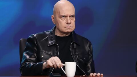 Слави Трифонов за „Петрохан“: Всеки, който казва да не се политизира - не разбира или се бърка