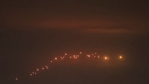 Московски летища възобновиха полетите си, след като бяха въведени ограничения заради атака с дронове