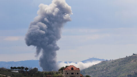 Двама души загинаха след израелски удар в Ливан