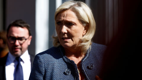 Льо Пен: Оставката на Макрон би била разумна, а разпускането на парламента – абсолютно неизбежно