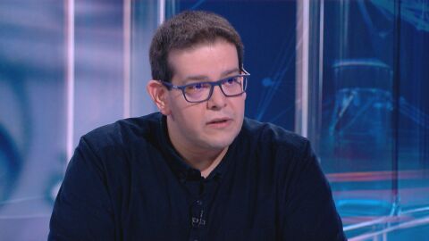 „Отстраняването на върха не спира режима“: Какво следва след ликвидирането на Хаменей