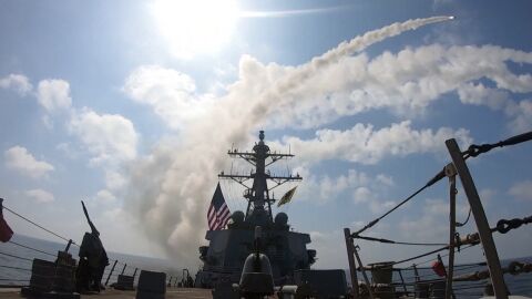 Снимка: Трети ден Близкият изток гори: Конфликтът се разширява - 31 убити в Ливан, войната стига и до ЕС