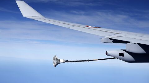 Няколко самолета с над 1700 места са в готовност да евакуират българите от Близкия изток