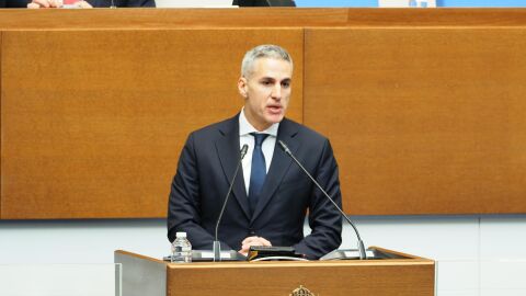 Гюров: Запрянов прави анализ дали американските самолети може да се преместят от софийското летище
