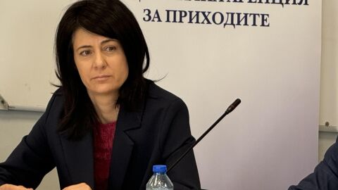 Смениха и шефа на НАП, начело на приходната агенция застава Милена Кръстанова
