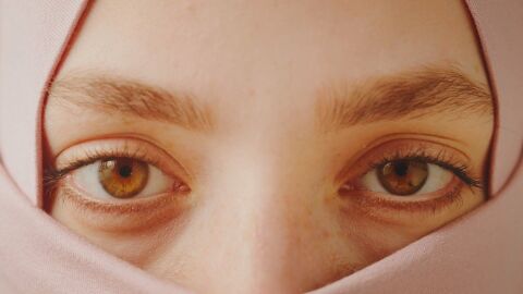 Да намериш спасение от иранския режим: Тя вече живее в София, но гледа с надежда, че ще се върне в родината си