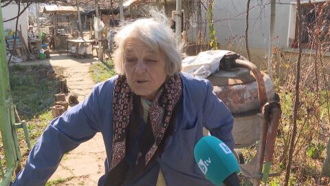 „Като не мога да спя, сигурно ще взема и аз някой грош“: Великденски добавки, но не еднакви за всички