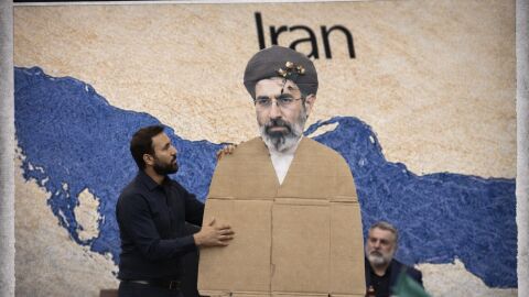 Опозицията на режима: Моджтаба Хаменей е в кома. Не знае, че има война и е станал върховен лидер