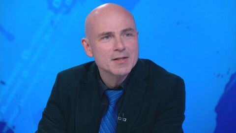 Румен Радев vs. Бойко Борисов: Спортисти, служебни министри и стари политически играчи