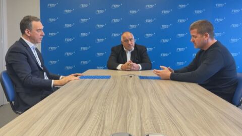 Борисов предлага нова длъжност в ГЕРБ, защото "му липсва Цветанов": Двама кметове с още отговорности 