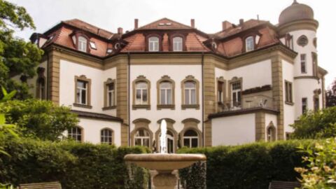 Издирват младоженец, избягал от сватбата си с детето на булката