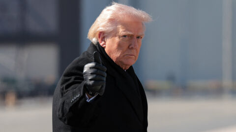 Varieties of Democracy: Тръмп върви по пътя на Орбан и Вучич, движи се с по-бързи темпове от тях