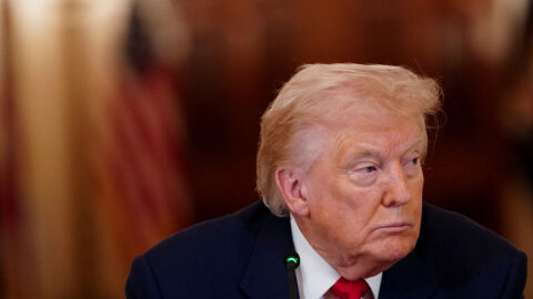 Противоречивите сигнали от САЩ: Цената на петрола рязко спадна, а после скочи до над 100 долара