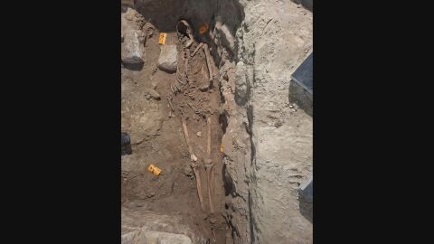 Откриха гроба на д'Артанян под олтара на църква