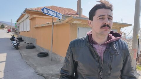 „Без вратовръзка“: Кандидат-депутатът Климент Шопов от „Възраждане“ за любовта към Балкана и моторите