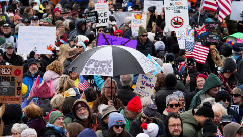 Най-малко 8 млн. души участваха в протестите срещу Тръмп в САЩ
