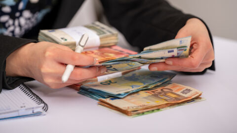 "Фалити на предприятия, освобождаване на служители и хаос": Организации искат по-широки и задълбочени антикризисни мерки