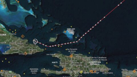 Руски танкер с петрол стигна до Куба, след като Доналд Тръмп разреши (ВИДЕО)