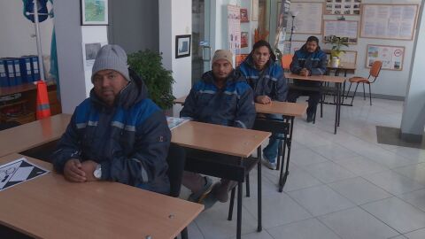 Бум на чуждестранни работници у нас: Експерти предупреждават за натиск върху заплатите и ръст на сивия сектор