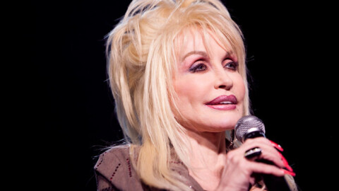 Книгата на рекордите на Гинес обяви Доли Партън за една от своите икони