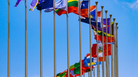 НАТО критикува ядрената политика на Русия и Китай. Призова ги да си сътрудничат със САЩ