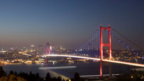 Обезглавено тяло на жена е открито в Истанбул