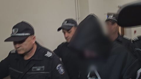 Снимка: Родителите на Иван, обвинен в убийството на Магдалена: Трябва да понесе отговорност