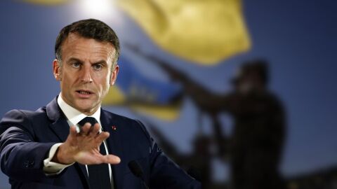 "Ако не искате избори, то приемате когото посоча": Макрон трябва да номинира премиер