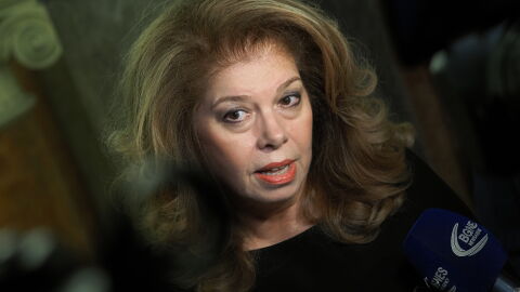 Йотова: Това е бюджет, който трябва да осигури на някой изборите без реформи