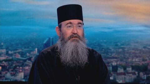 Снимка: Митрополия забрани иконите за нестинарите: „Дяволът стои зад всичко това“