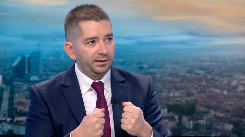 Слави Василев от "Прогресивна България": До нас стига информация, че реалният дефицит не е 3%, той е много по-висок