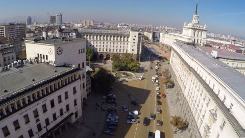 Десетки законопроекти и предложения за решения вече са внесени в Народното събрание