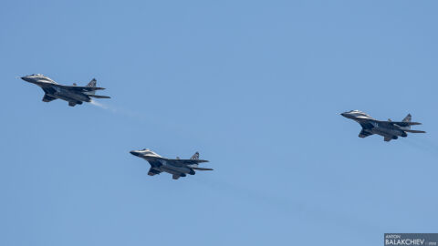 „Спартан“, „Кугър“ и за първи път - F-16: Каква военна техника може да наблюдаване на 6 май над София? (СНИМКИ)