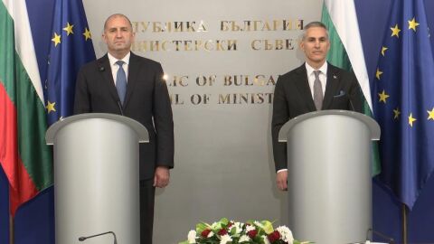 Гюров: Оставяме една изправена държава и едно изправено общество. Новият кабинет - с първо заседание още днес