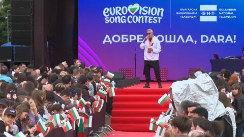 bTV ще излъчва на живо звездното посрещане на DARA от центъра на София