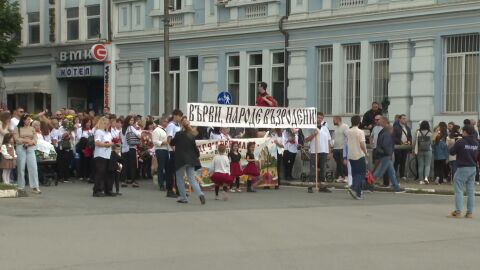 Празникът, който ни обединява: България чества 24 май с тържествени шествия