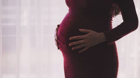 Жена роди в съда, по време на дело, на скамейката за подсъдимите