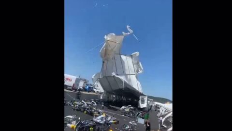 Торнадо премина през картинг писта край Солун, отнесе палатки и предмети (ВИДЕО)