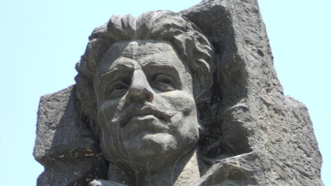 Отбелязваме Деня на народните будители