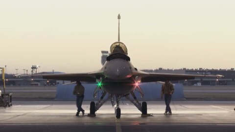 Исторически дебют: Новите F-16 летят в небето над София за Деня на храбростта