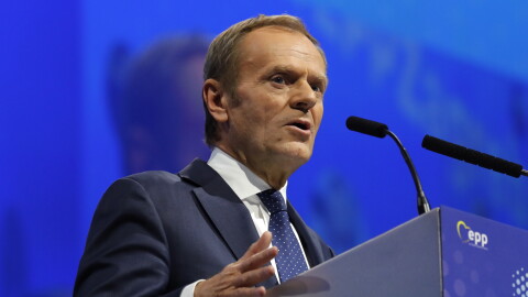 "Светът не е обречен на корумпирани и авторитарни правителства"