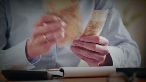 Подозрение за картел с европари: Еднакви оферти, един IP и дори идентични грешки