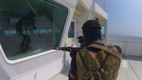 Хутите са напът да се включат във войната срещу САЩ и Израел още в понеделник