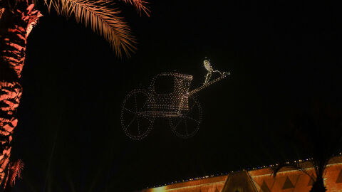 Древен Египет оживя: Фойерверки и шоу с дронове за големия музей в Гиза (ВИДЕО И СНИМКИ)