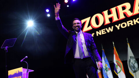 Зохран Мамдани спечели изборите: За първи път мюсюлманин сяда в кметския стол на Ню Йорк