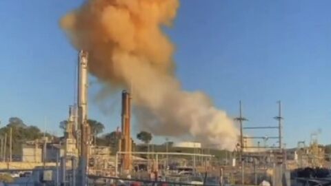 Експлозия в завод за водород и азот в Мисисипи причини изтичане на амоняк и евакуация