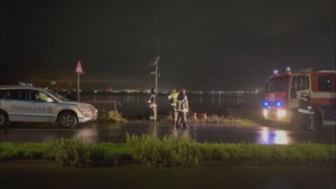 След като кола с мигранти падна в езеро след гонка с полицията: Шест са жертвите, има и ранени